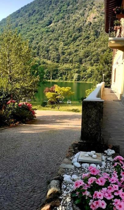 L'Angolino Di Magda: On The Lake-Private Beach! Ghirla Exteriör bild